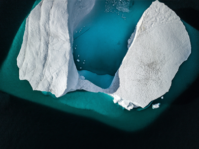 Vue aérienne d'un glacier 